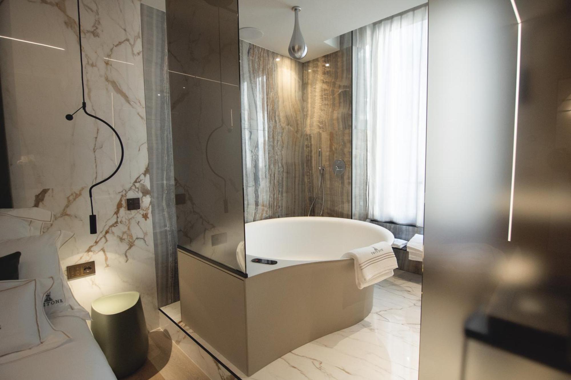 Bed & Breakfast Tritone Luxury Fontana Di Trevi Rom